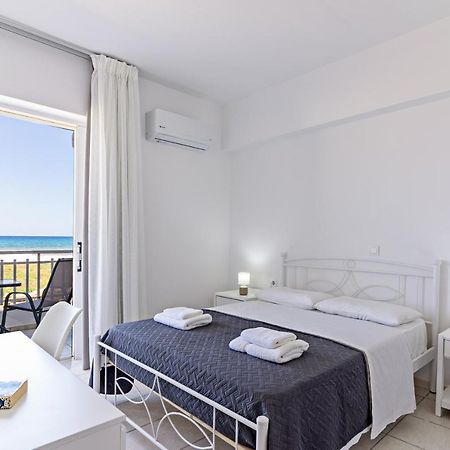 Azure Seaside Apts Μαγνησία Εξωτερικό φωτογραφία