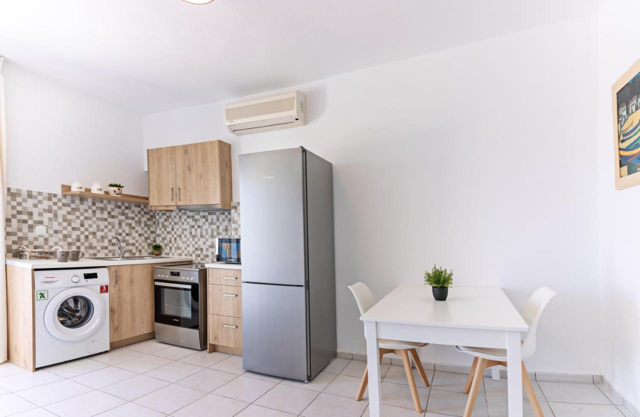 Azure Seaside Apts Μαγνησία Εξωτερικό φωτογραφία