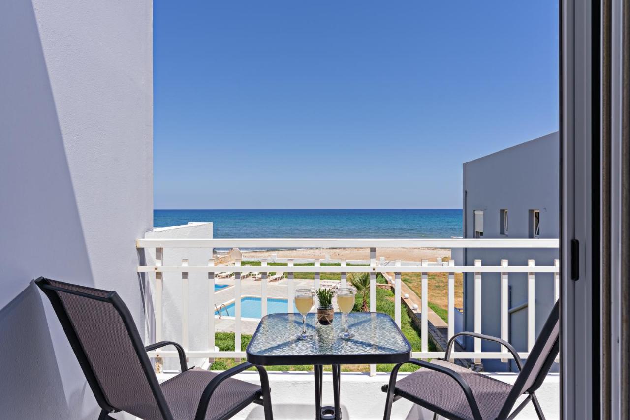 Azure Seaside Apts Μαγνησία Εξωτερικό φωτογραφία