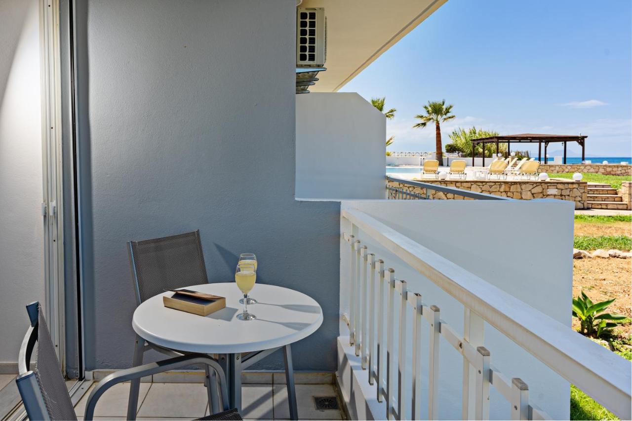 Azure Seaside Apts Μαγνησία Εξωτερικό φωτογραφία